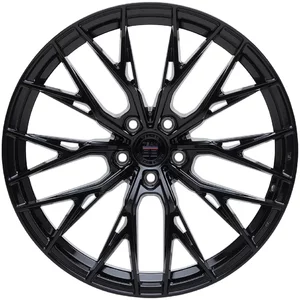 <h2>Team82 RS118</h2>GLOSS BLACK